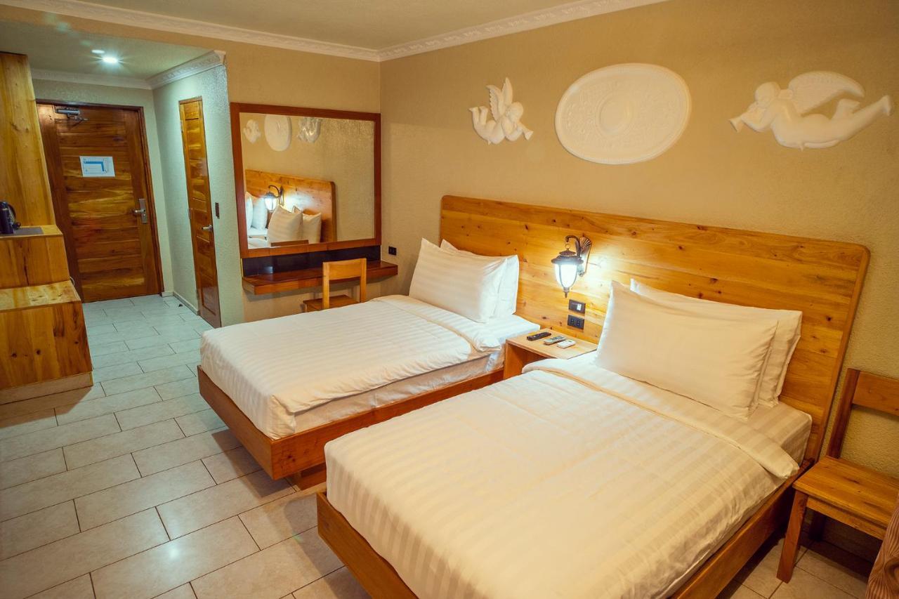 Roman Empire Panglao Boutique Resort Tawala  Buitenkant foto